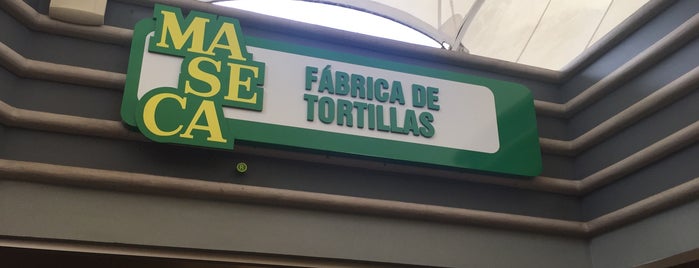 Fabrica De Tortillas is one of สถานที่ที่ Elena ถูกใจ.
