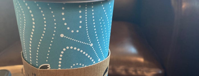 Caribou Coffee is one of Omar : понравившиеся места.