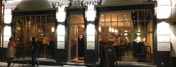 De 3 Moren is one of Kortrijk by night.