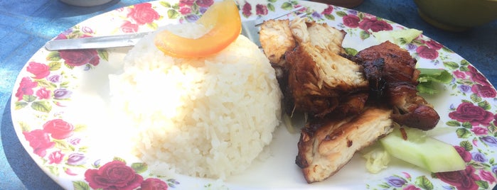 Wannur Nasi Ayam Bakar (Masakan Ala Arab & Cina) is one of Tempat yang Disukai ꌅꁲꉣꂑꌚꁴꁲ꒒.