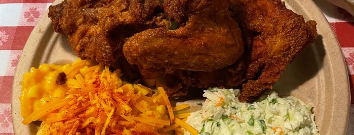 Gus's Fried Chicken is one of Tye's Saved Places.