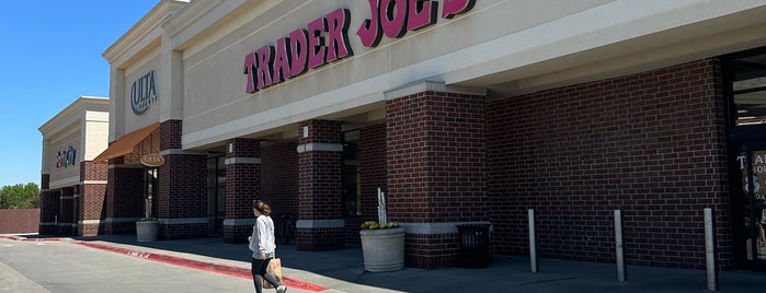 Trader Joe's is one of Lincoln NE.