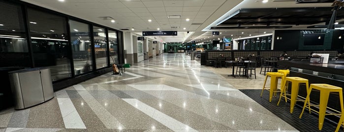 Lincoln Regional Airport (LNK) is one of Airports.