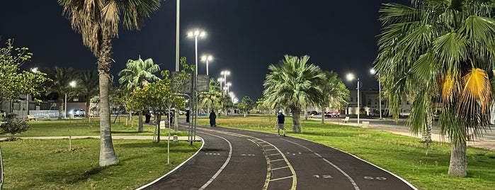 Al Qusur Walk is one of khobar.