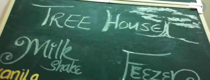 Tree House Coffee is one of Food hunt in kedah.