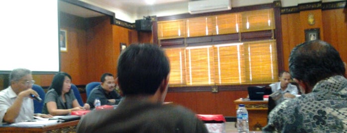 Ruang Rapat Utama Lt.III PDAM Denpasar is one of Academic Duty.