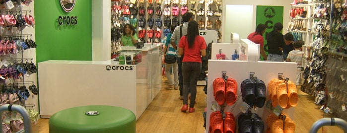 Crocs is one of Tiendas Crocs en Peru.