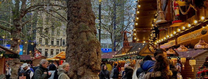Christmas in Leicester Square Festival is one of Gさんのお気に入りスポット.