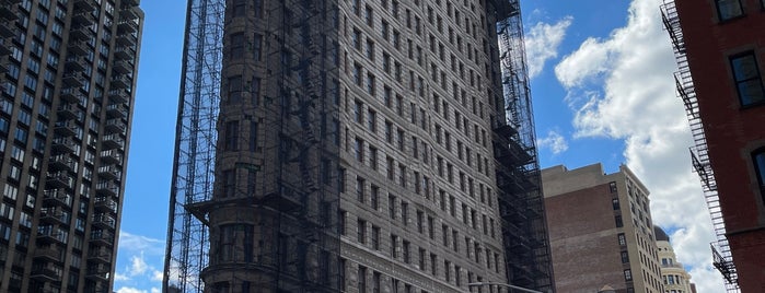 Flatiron Building is one of Mi pelo mundo.