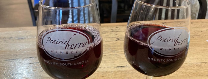 Prairie Berry Winery is one of Vineyards.