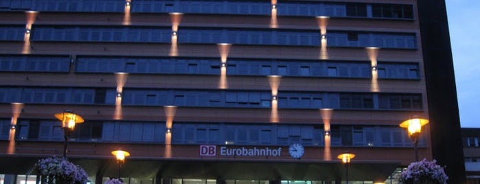 Saarbrücken Hauptbahnhof is one of Kai 님이 저장한 장소.