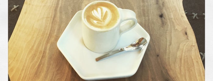 Moniker Coffee Co. is one of Joshさんのお気に入りスポット.