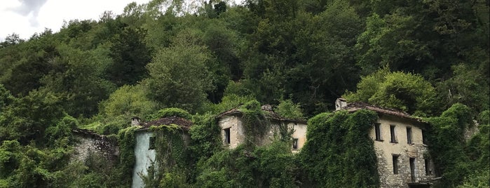 Cà Scapini is one of ghost towns.