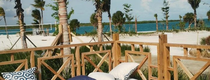 Blue Haven Resort & Marina is one of Locais curtidos por Cosette.