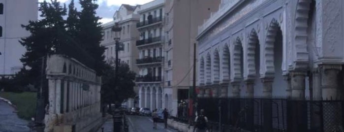 Mairie D'Alger Centre is one of To Try - Elsewhere10.
