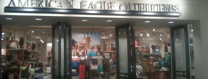 American Eagle & Aerie Store is one of Tempat yang Disukai Ayana.