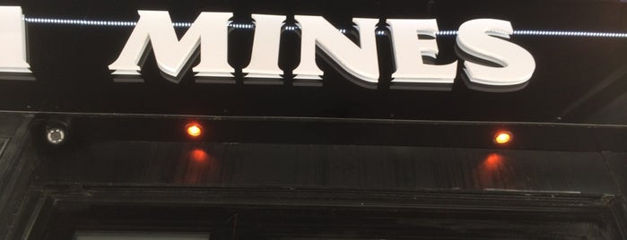 Bar à Mines is one of Nightlife Paris.