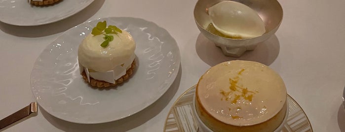 Le Taillevent is one of Crème.