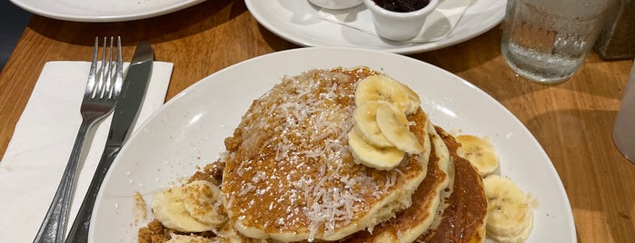 Wildberry Pancakes & Cafe is one of Breakfast.