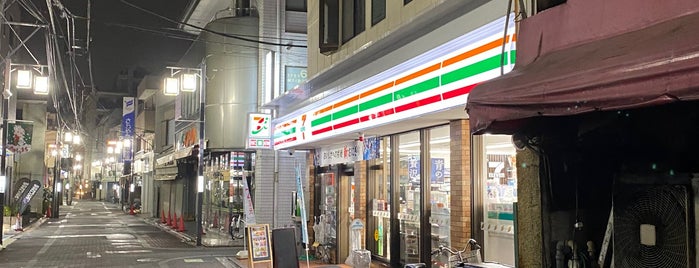 セブンイレブン 大田区大森町店 is one of コンビニ大田区品川区.
