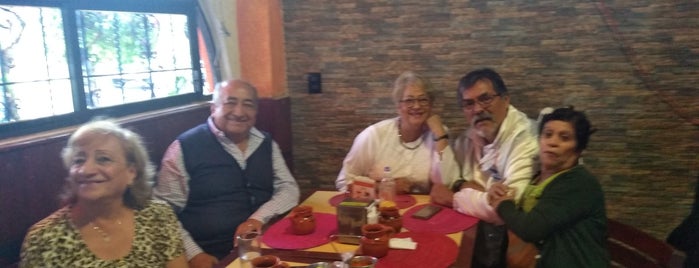 Los Tres Compadres is one of Mexicana CDMX.