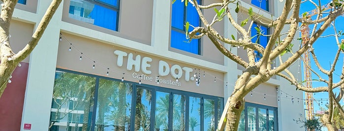 The Dot. is one of B: сохраненные места.