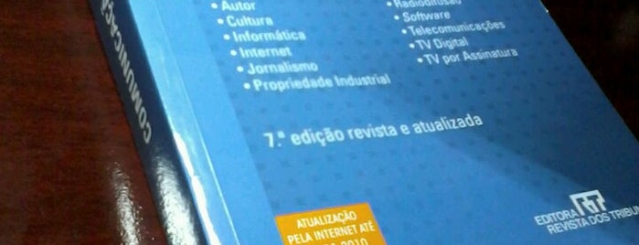 Livraria RT is one of Livrarias em SP.