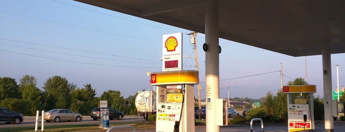 Shell is one of jiresellさんのお気に入りスポット.