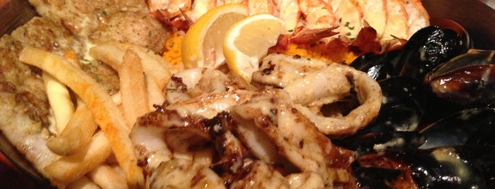 Fish & Co. (The Glass House) is one of Must-see seafood places in Norwalk, CT.