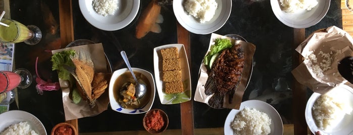 Lesehan Bambu is one of Culinary Place.