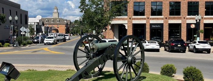 Franklin, TN is one of Suzanne E'nin Beğendiği Mekanlar.