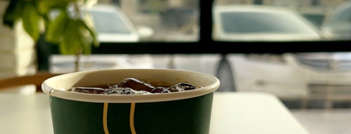 Filter Roastery is one of Riyadh Coffee.