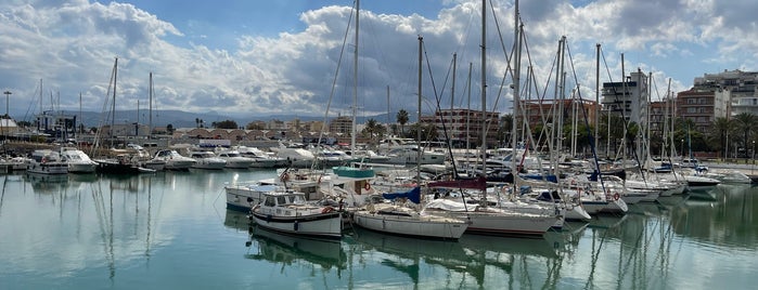 Puerto de Gandia is one of Valencia.