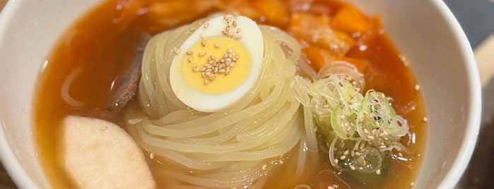 Pyon-Pyon-Sya Te-su is one of 食べたいアジア料理.