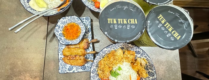 Tuk Tuk Cha is one of Micheenli Guide: Modern Halal eateries, Singapore.