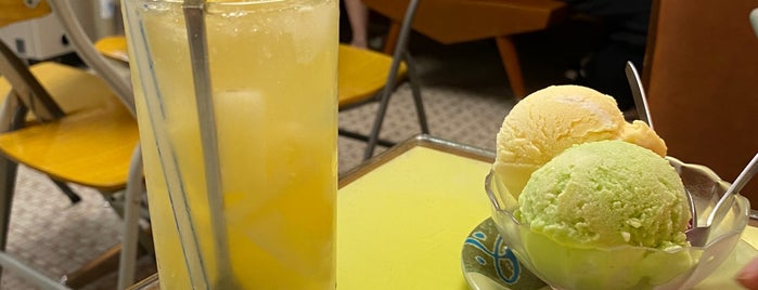 禮記雪糕冰室 Lai Kei Ice Cream is one of Tempat yang Disukai Brady.