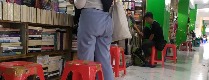 Taman Pintar Bookstore is one of hidden location.