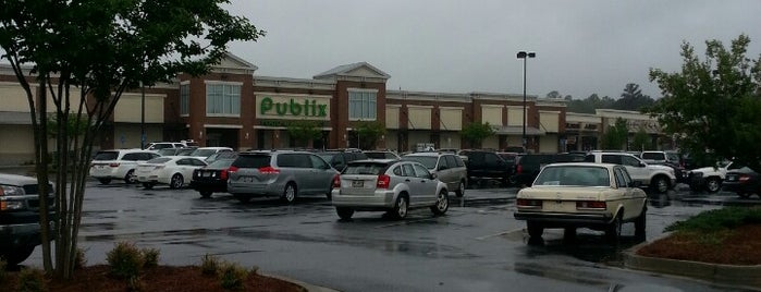 Publix is one of Carlosさんのお気に入りスポット.