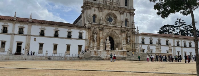 Alcobaça is one of To merge.