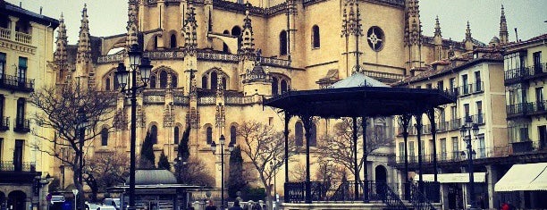 Plaza Mayor is one of Segovia.