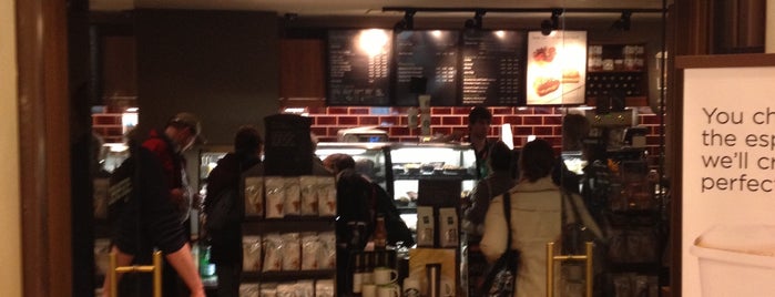 Starbucks is one of Bruxelles Restos & Café etc.