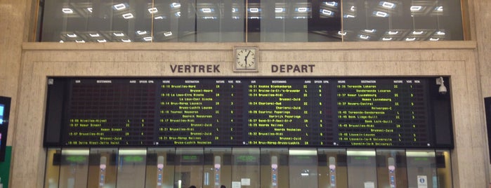 Центральный ж/д вокзал Брюсселя is one of Can : понравившиеся места.