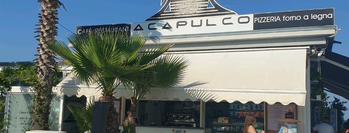Acapulco Beach Restaurant Café is one of It.