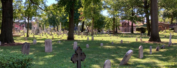 Trinity Church Cemetery & Mausoleum is one of AtlasObscura.