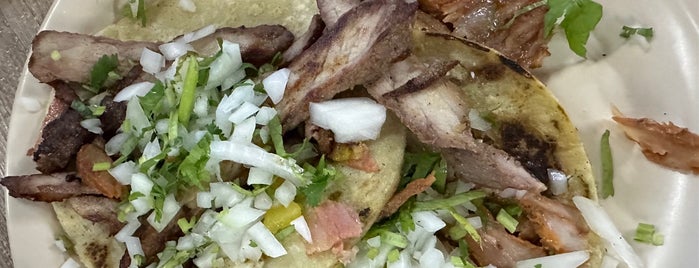 Pepe's Taco  is one of Favorites.