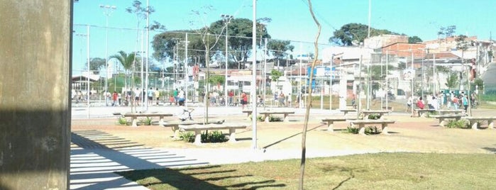 Parque Linear Guaratiba is one of Parques em SP.