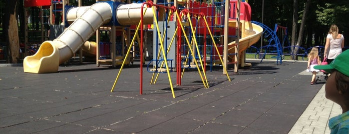 Детская площадка в парке Щербакова is one of MIX.