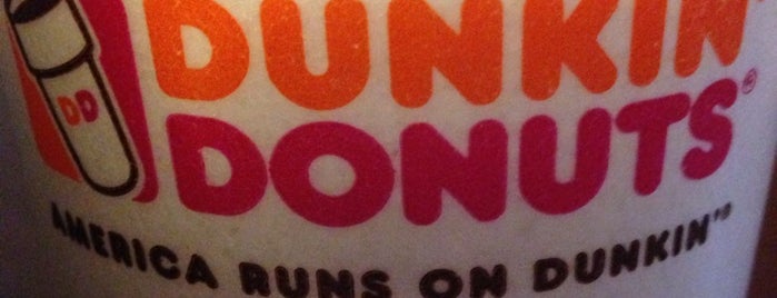Dunkin' is one of Locais curtidos por Todd.
