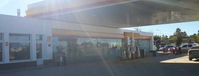 Estacion Shell is one of Lugares favoritos de Nico.