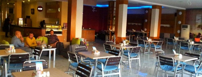 Ramada Cafe Lounge is one of hurgada.